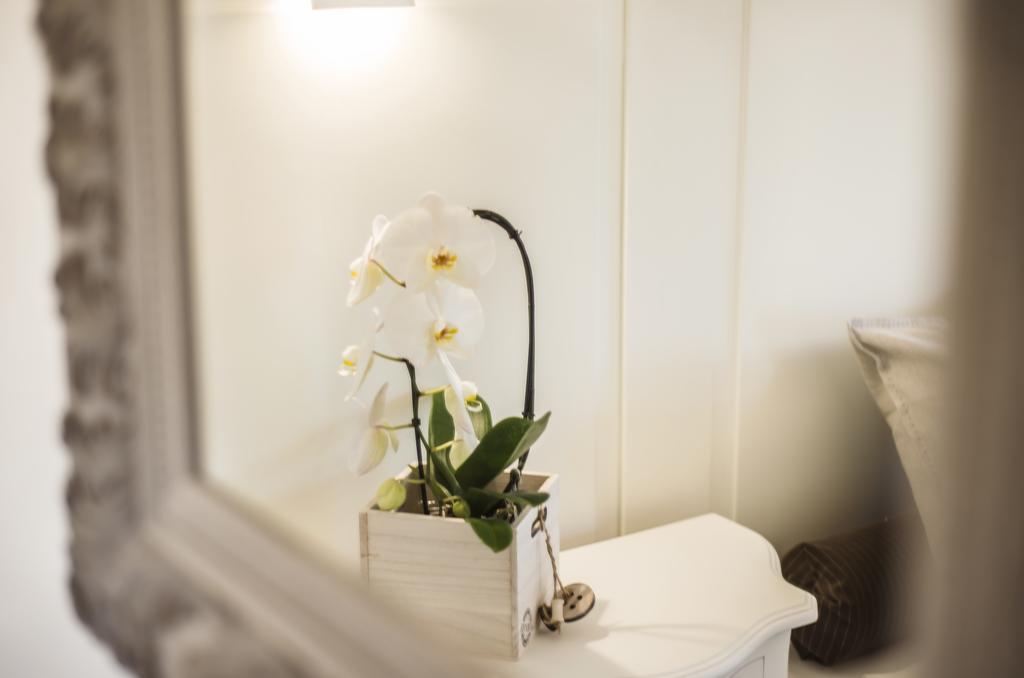 Riviera Carducci Rooms เปสเคียรา เดล การ์ดา ภายนอก รูปภาพ