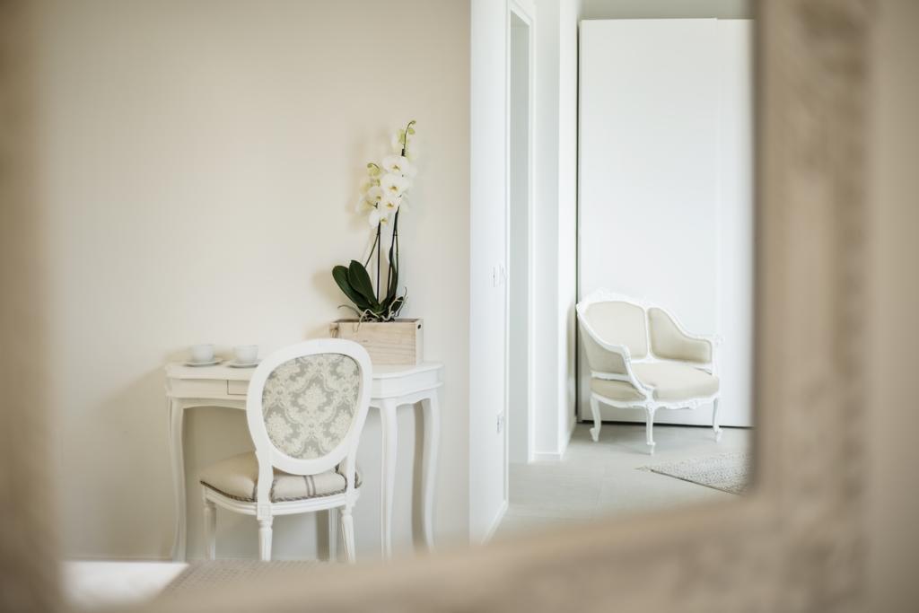 Riviera Carducci Rooms เปสเคียรา เดล การ์ดา ภายนอก รูปภาพ